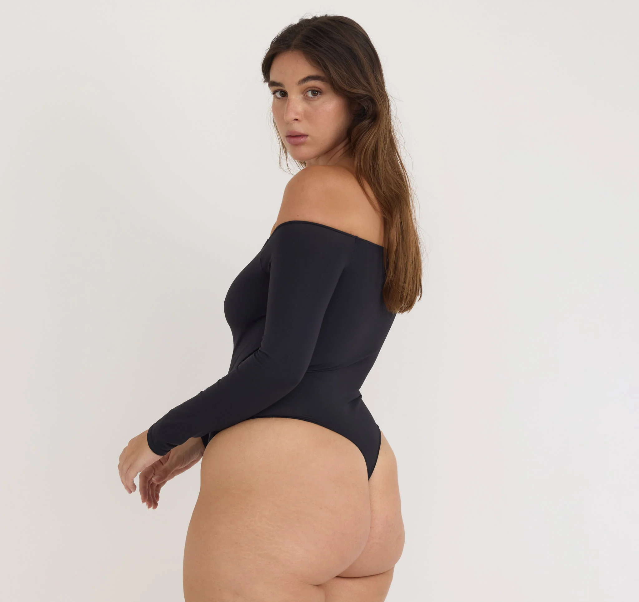 Smooth Off-Shoulder Bodysuit - Image 3