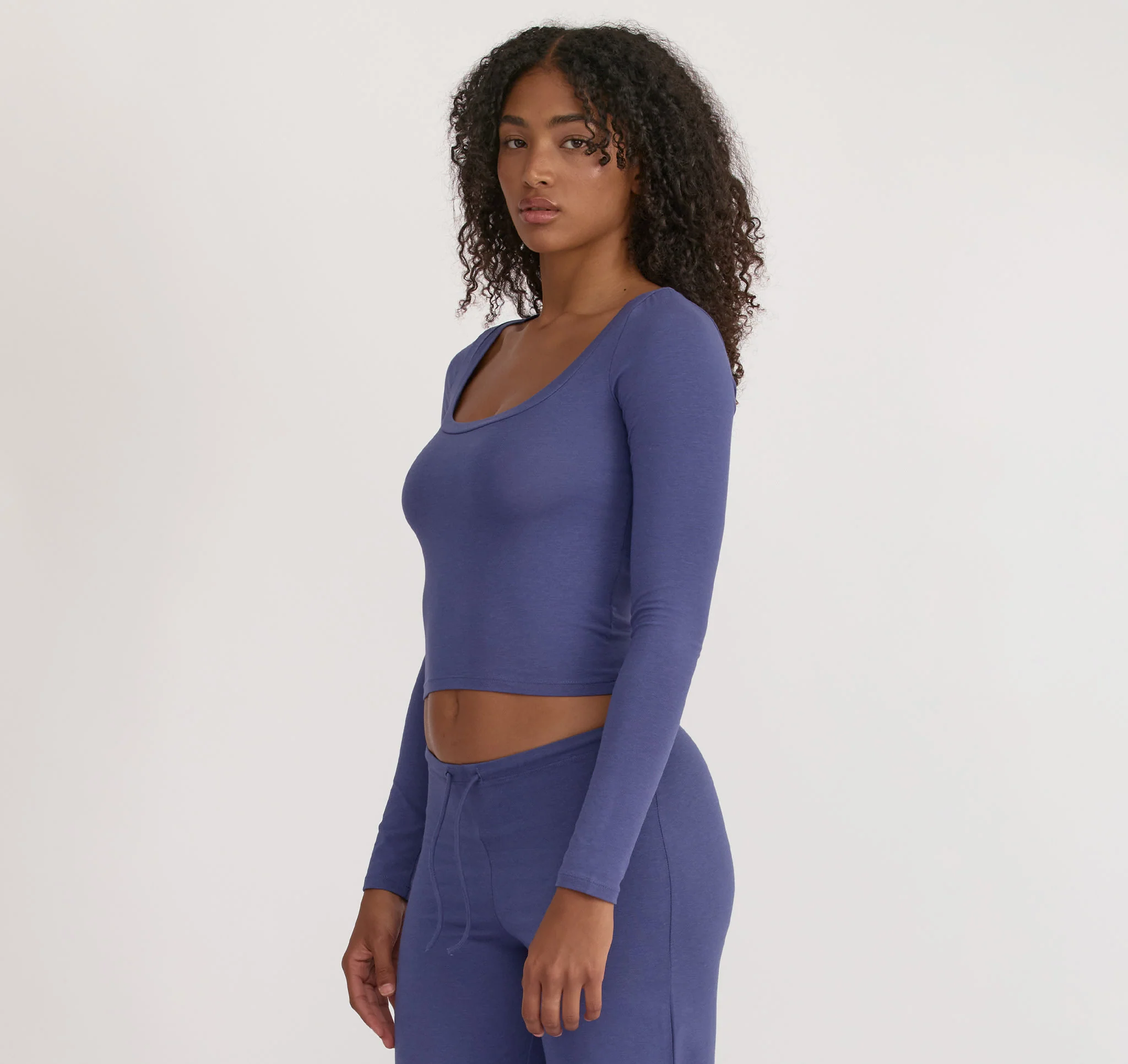 Everyday Scoop Neck Long Sleeve Tee - Image 2